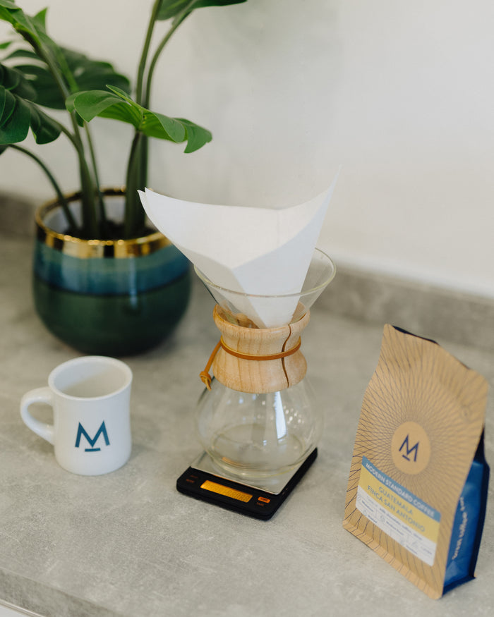 Placing a folded filter in the Chemex